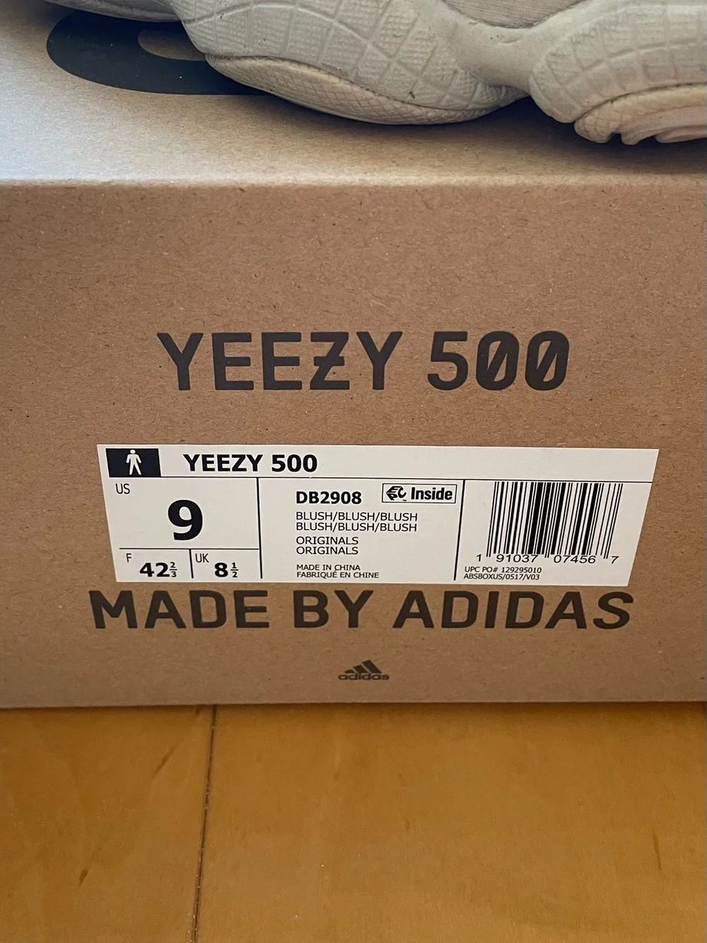 Adidas Yeezy 500 Blush Size 9